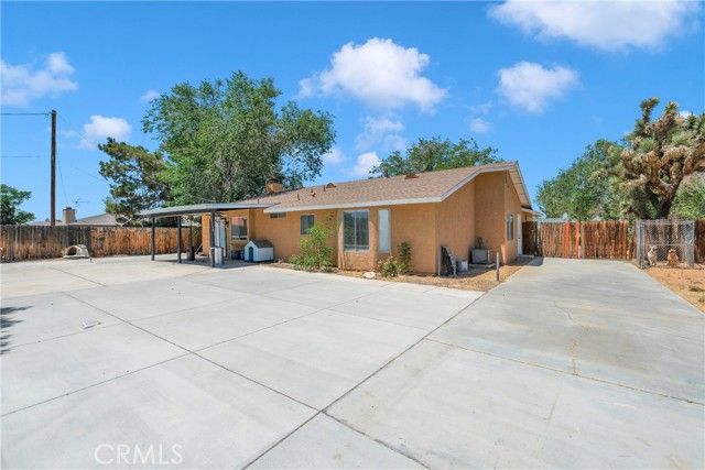 14769 Nanticoke Road, Apple Valley, CA 92307