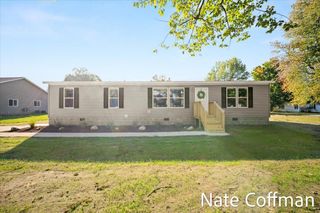 326 Willow Street, Howard City, MI 49329