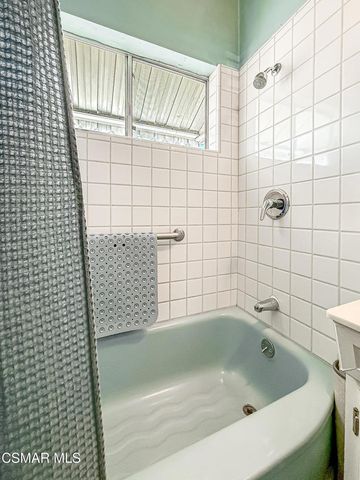 7847 Ranchito Avenue, Panorama City, CA 91402