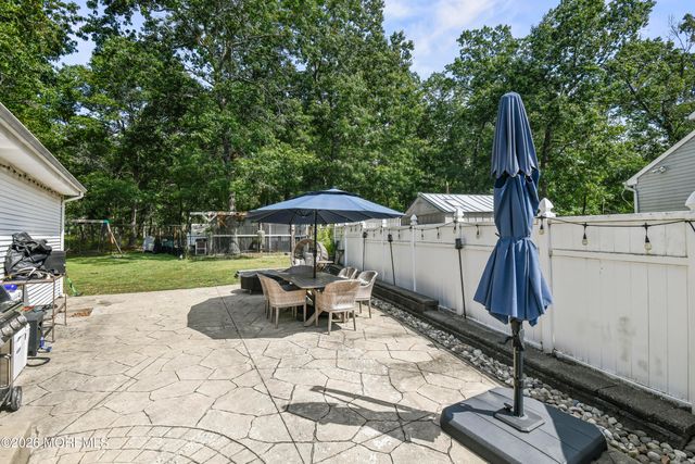 38 Edna Court, Toms River, NJ 08755