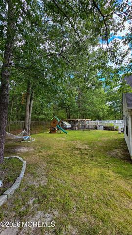 38 Edna Court, Toms River, NJ 08755