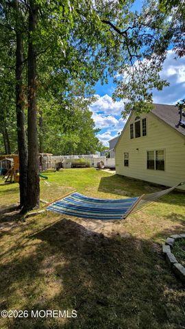 38 Edna Court, Toms River, NJ 08755