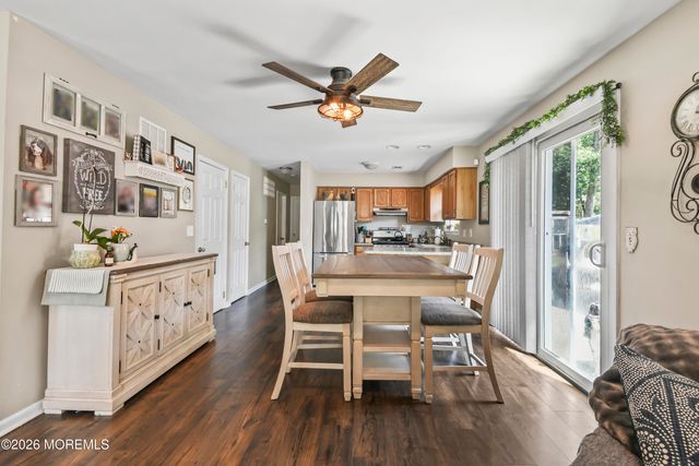 38 Edna Court, Toms River, NJ 08755