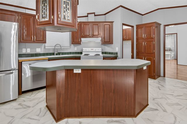 2307 NE 2nd Street, Mineral Wells, TX 76067