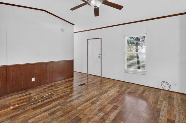 2307 NE 2nd Street, Mineral Wells, TX 76067
