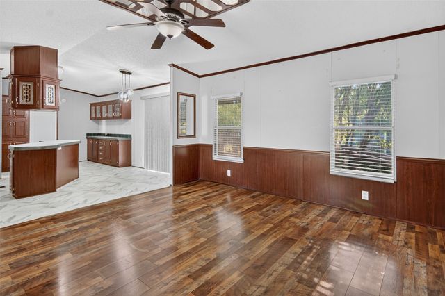 2307 NE 2nd Street, Mineral Wells, TX 76067