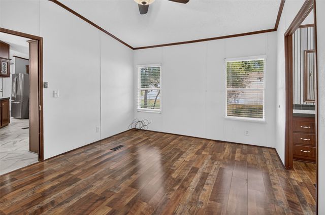 2307 NE 2nd Street, Mineral Wells, TX 76067