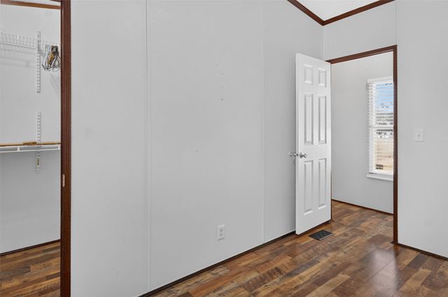 2307 NE 2nd Street, Mineral Wells, TX 76067