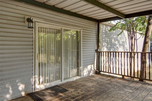 2307 NE 2nd Street, Mineral Wells, TX 76067