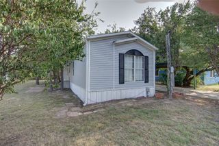 2307 NE 2nd Street, Mineral Wells, TX 76067