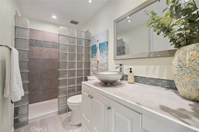 21852 Bahamas 16, Mission Viejo, CA 92692