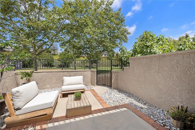 21852 Bahamas 16, Mission Viejo, CA 92692