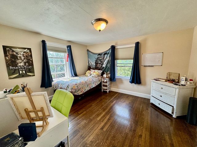 4907 Washington Street 3L, Boston, MA 02132