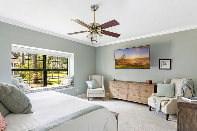7 Summit Lake Drive, Kingwood, TX 77339