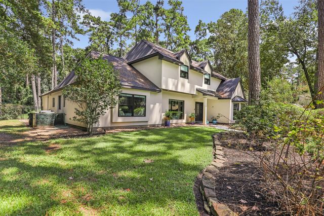 7 Summit Lake Drive, Kingwood, TX 77339
