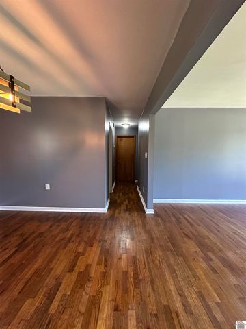 1103 S 12th Street, Mayfield, KY 42066