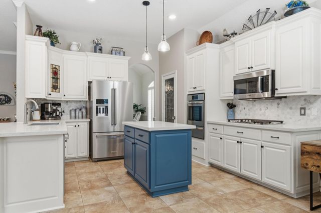 119 N Acacia Park Circle, Spring, TX 77382