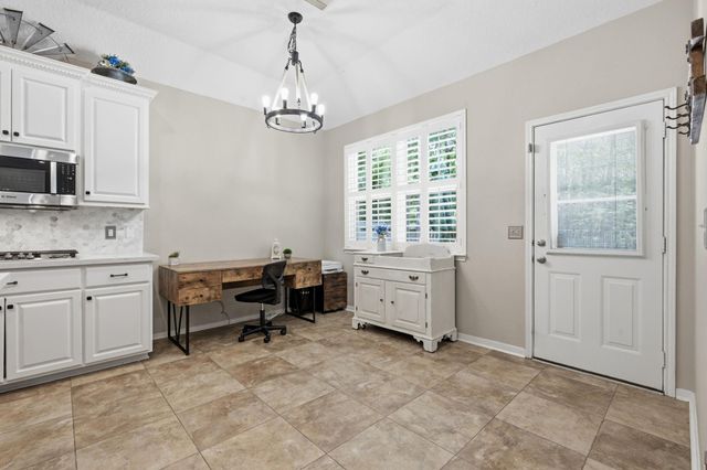 119 N Acacia Park Circle, Spring, TX 77382