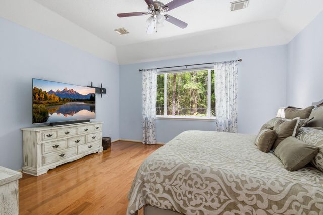 119 N Acacia Park Circle, Spring, TX 77382