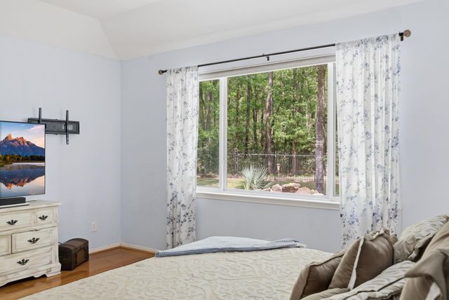 119 N Acacia Park Circle, Spring, TX 77382