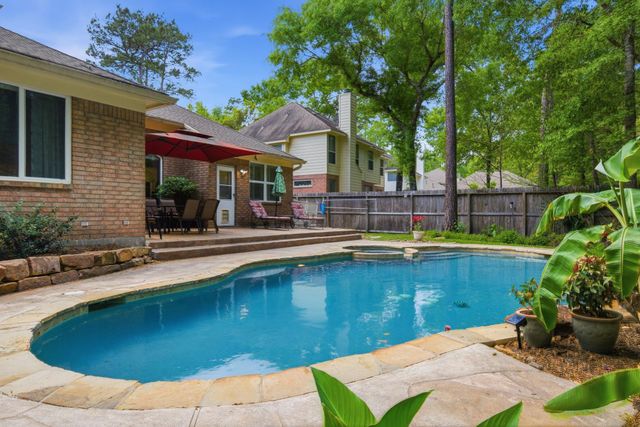 119 N Acacia Park Circle, Spring, TX 77382