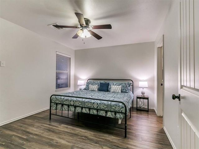 436 Chalk Hill Court, Edmond, OK 73003