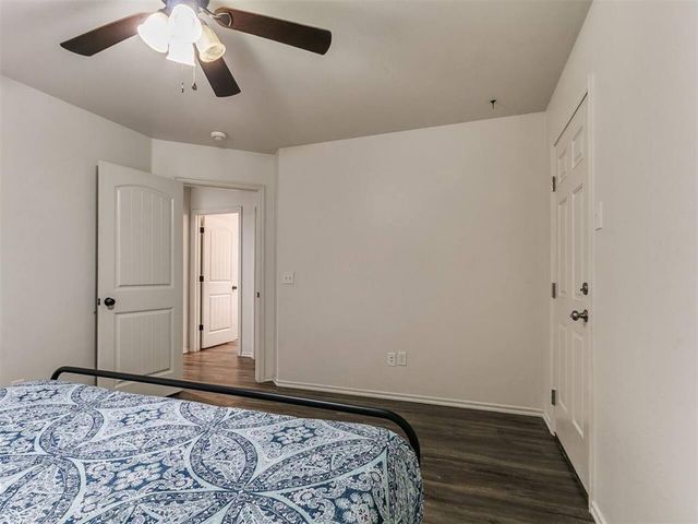 436 Chalk Hill Court, Edmond, OK 73003