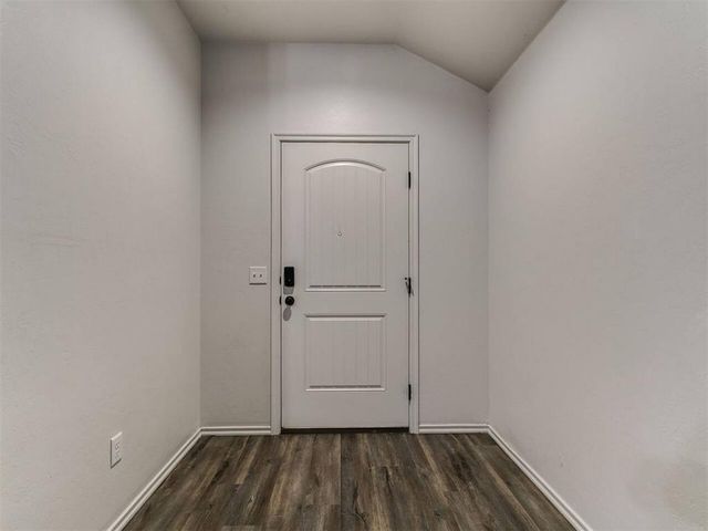 436 Chalk Hill Court, Edmond, OK 73003