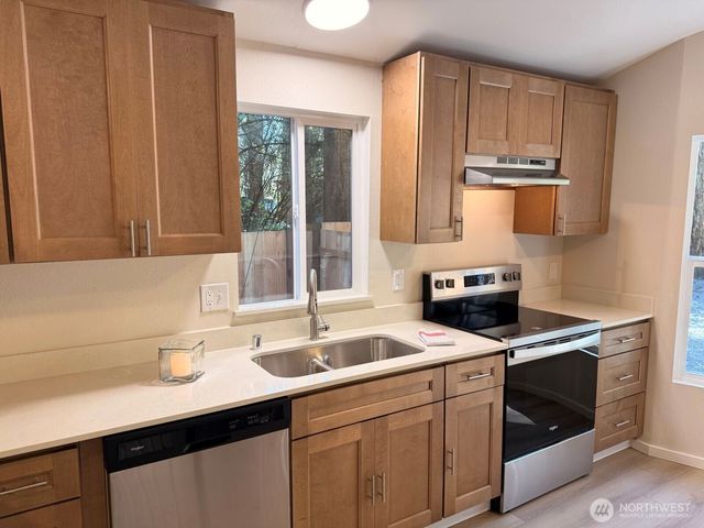 17122 Heather Ln SE Street, Yelm, WA 98597
