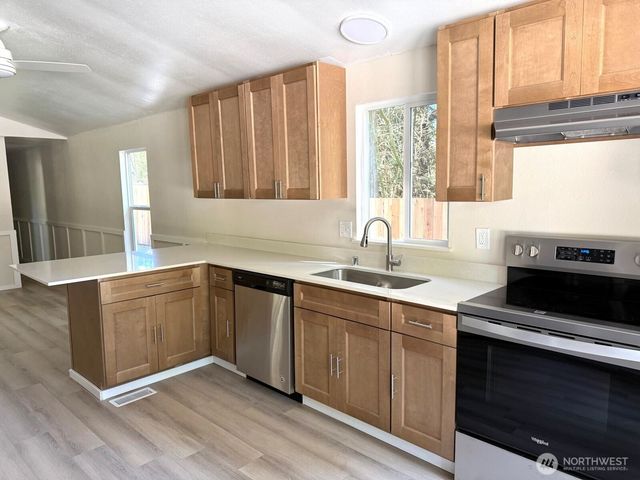 17122 Heather Ln SE Street, Yelm, WA 98597