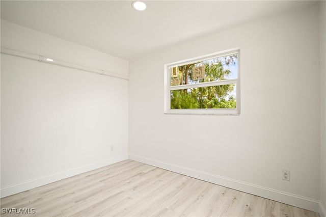 2316 Bayside ST, Naples, FL 34112