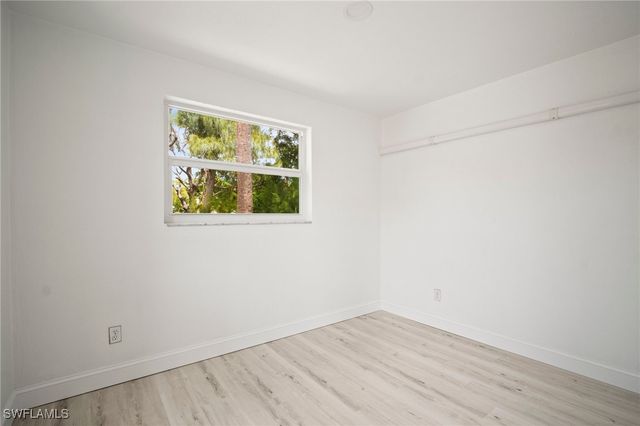 2316 Bayside ST, Naples, FL 34112