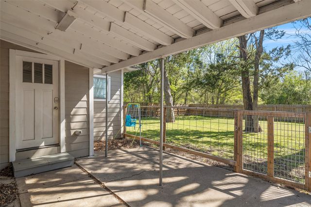 207 N Commerce, Bremond, TX 76629