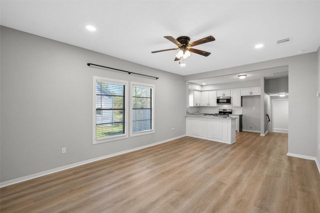 207 N Commerce, Bremond, TX 76629