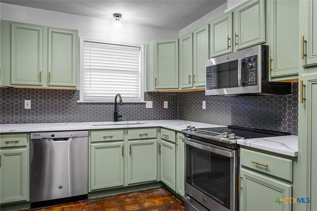 1544 Pams Path, New Braunfels, TX 78130