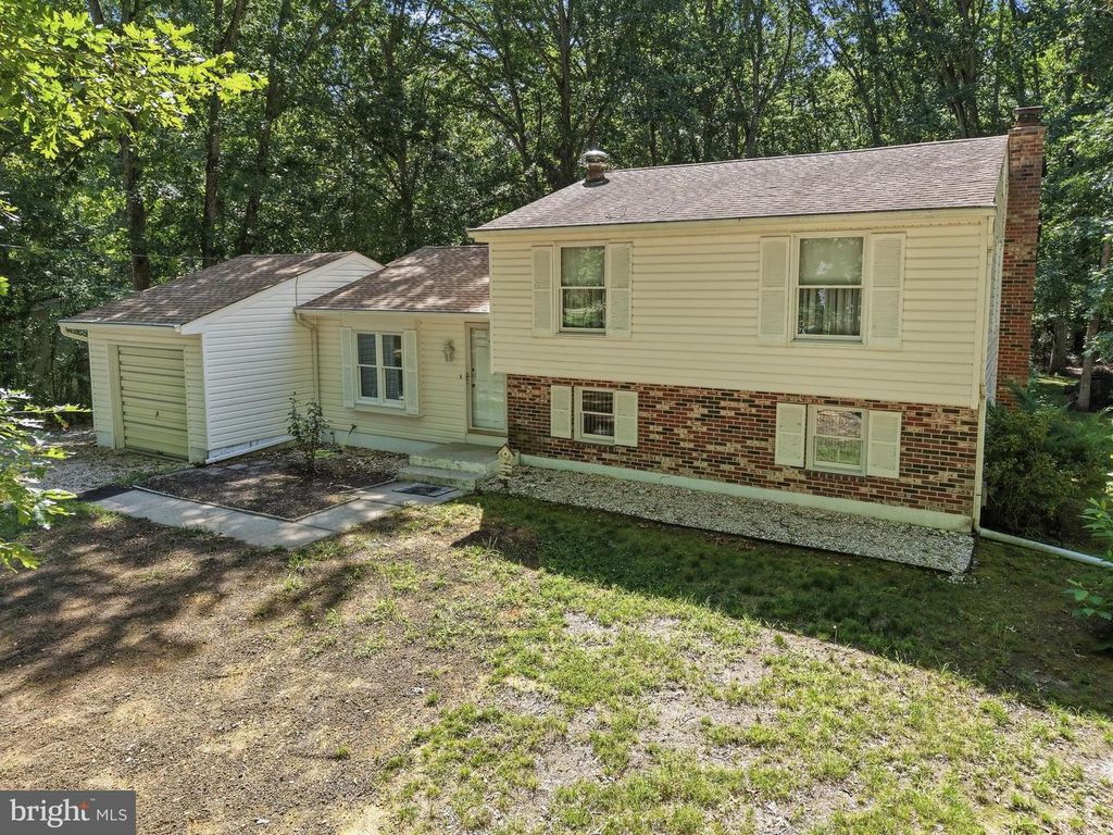 1329 SUNSET AVE, WILLIAMSTOWN, NJ 08094 — exterior