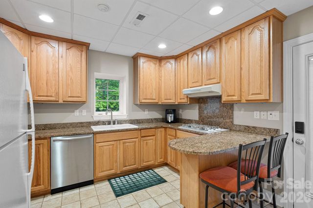 6111 Savannah Grace Lane, Huntersville, NC 28078