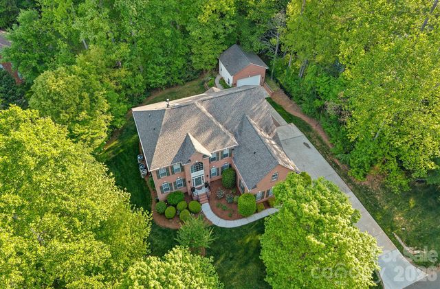 6111 Savannah Grace Lane, Huntersville, NC 28078