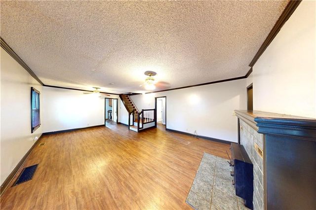 311 S Lynn Street, Nevada, MO 64772