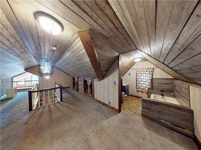 311 S Lynn Street, Nevada, MO 64772