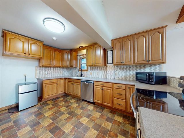 311 S Lynn Street, Nevada, MO 64772