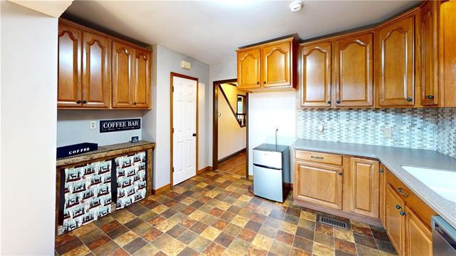 311 S Lynn Street, Nevada, MO 64772