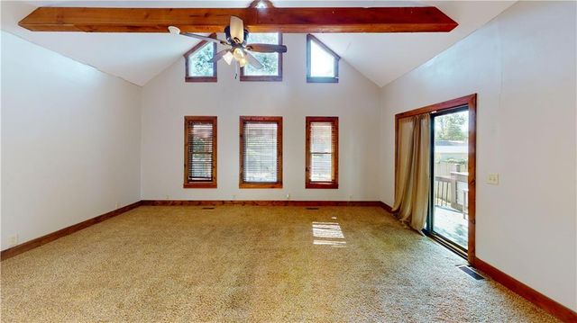 311 S Lynn Street, Nevada, MO 64772