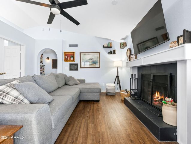 15245 N 62ND Avenue, Glendale, AZ 85306