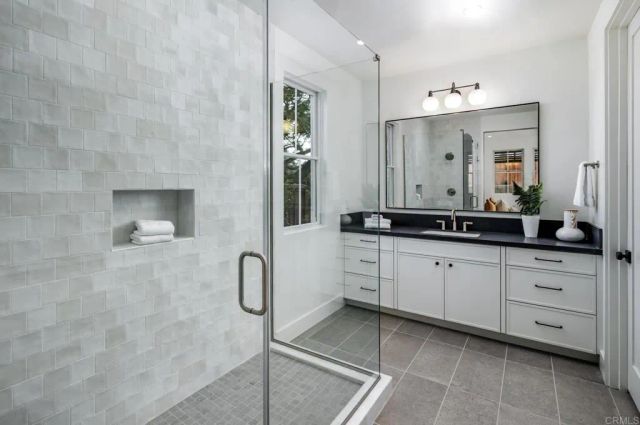 828 Conestoga Ct, Encinitas, CA 92024