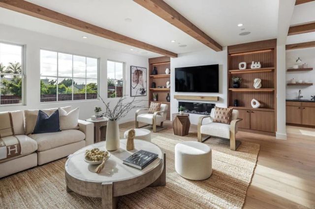 828 Conestoga Ct, Encinitas, CA 92024