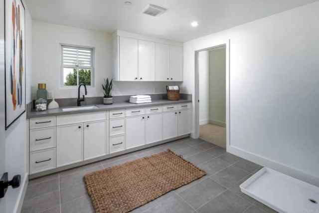 828 Conestoga Ct, Encinitas, CA 92024