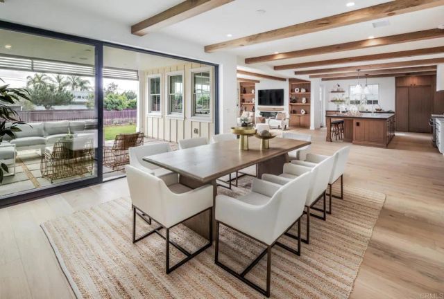 828 Conestoga Ct, Encinitas, CA 92024