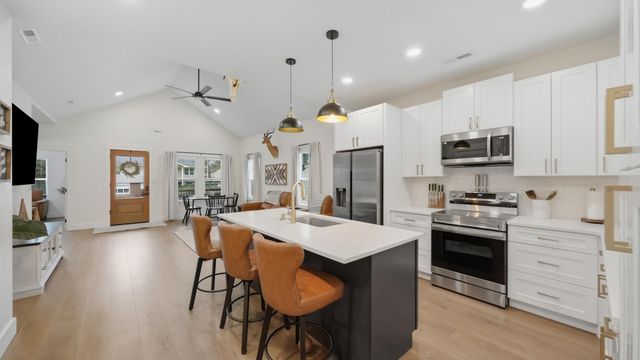 7311 Shamrock Lane, Hixson, TN 37343