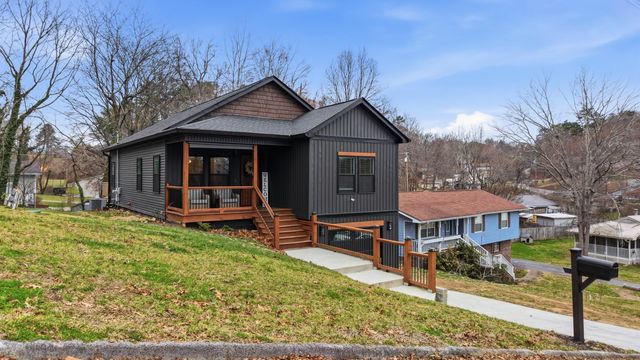 7311 Shamrock Lane, Hixson, TN 37343